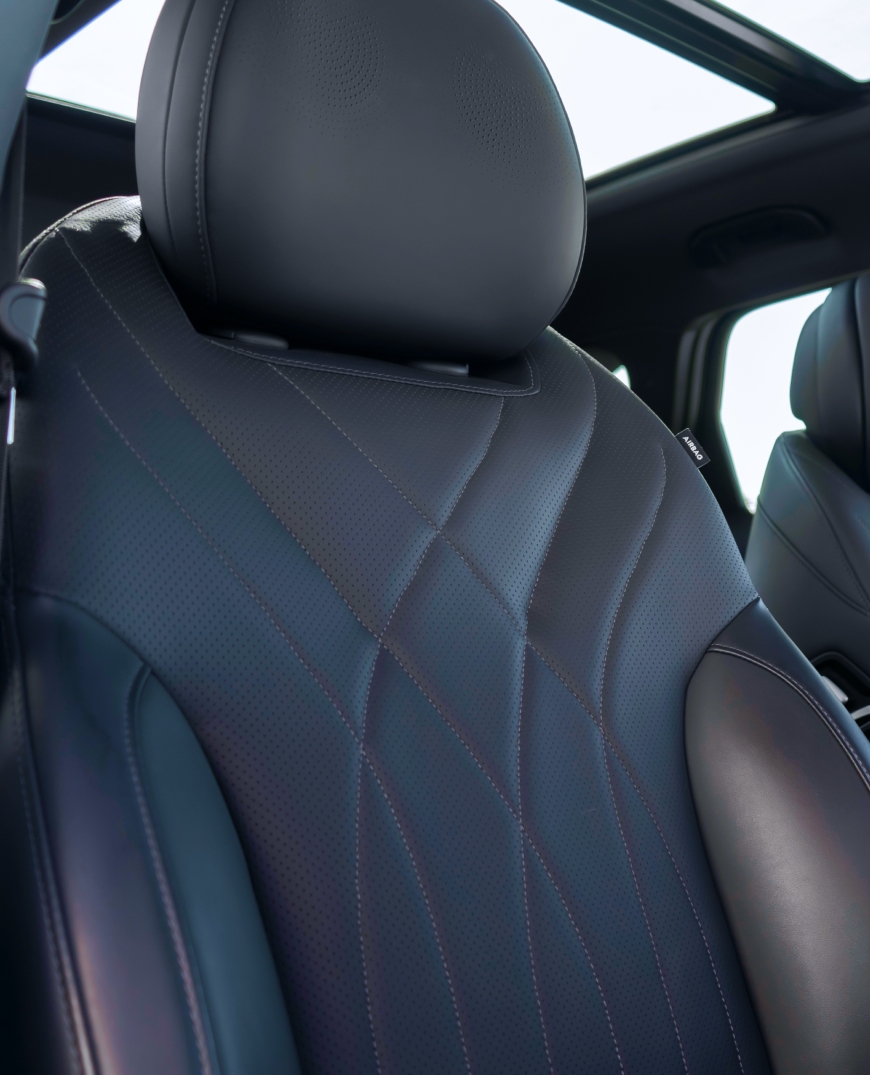 HEATED & VENTILATED FRONT SEATS